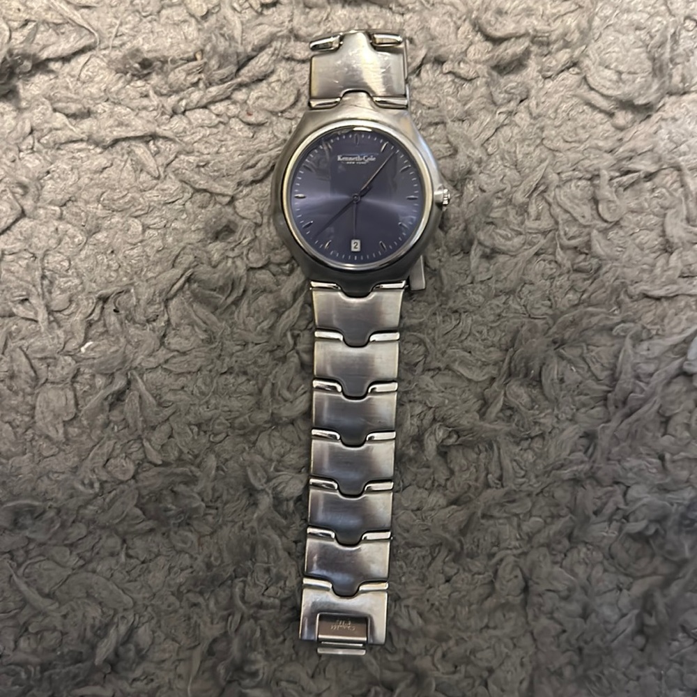 Kenneth Cole silver watch